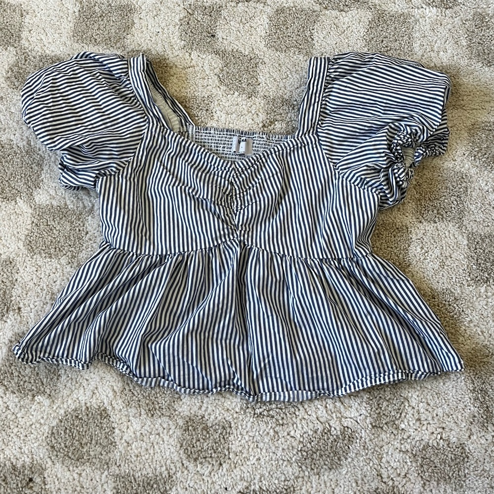 Old navy blue and white striped puff sleeve top